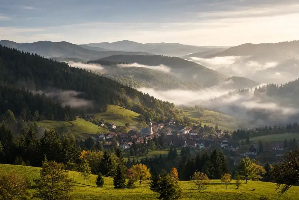 Typische Landschaft von Baden-Württemberg, Symbolbild für Strompreise und Grundversorgung im Bundesland.